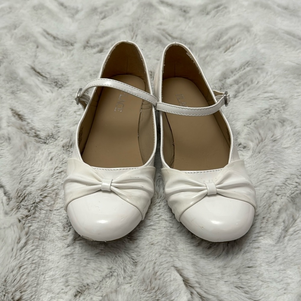 Girls white dress shoes size 3